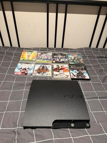 Playstation 3 met 2 controllers kabels en leuke spelletjes beschikbaar voor biedingen