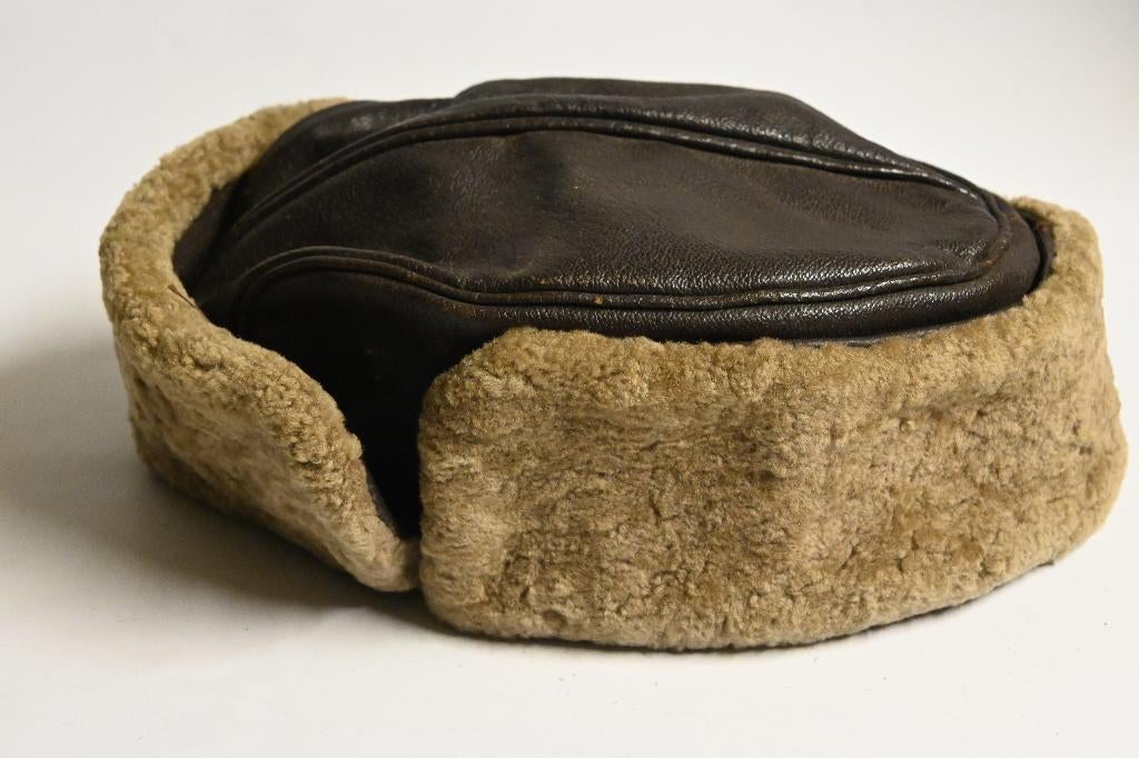 leren bontmuts duitsland oud onbekend model leren muts, Verzamelen, Militaria | Tweede Wereldoorlog, Ophalen of Verzenden, Landmacht