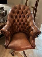 Chesterfield Director Swivel Chair. Izgs., Ophalen, Gebruikt, Bruin, .