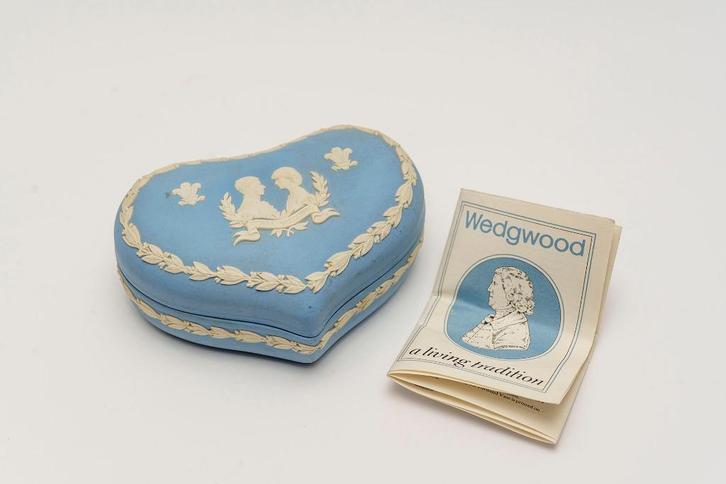 wedgwood schaaltje Charles & Diana Royal Wedding, Huis en Inrichting, Keuken | Servies, Gebruikt, Schaal of Schalen, Wedgwood