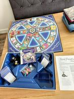 Trivial Pursuit, Hobby en Vrije tijd, Gezelschapsspellen | Bordspellen, Vijf spelers of meer, Ophalen of Verzenden, Zo goed als nieuw