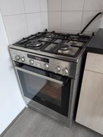 Siemens RVS gasfornuis met wokpit en timer, Witgoed en Apparatuur, Fornuizen, Ophalen, 4 kookzones, Zo goed als nieuw, Gas