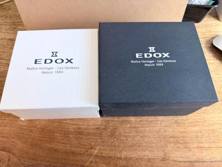 Horloge boxen te koop., Sieraden, Tassen en Uiterlijk, Sporthorloges, Nieuw, Android, Zwart, Ophalen of Verzenden