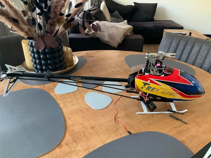 T-Rex 470L Dominator Helikopter, Hobby en Vrije tijd, Modelbouw | Radiografisch | Helikopters en Quadcopters, Nieuw, Helikopter