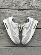 Nike air max 1 safari summit white ‘maat 40,5’, Kleding | Dames, Schoenen, Wit, Nike, Ophalen of Verzenden, Sneakers of Gympen