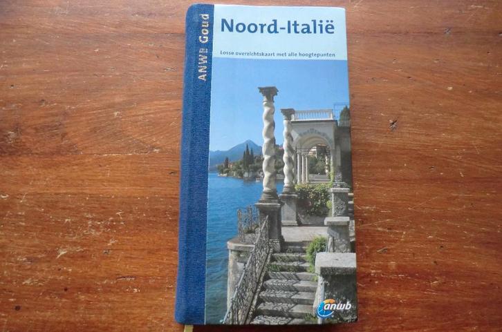 reisgids - Noord-Italië - anwb goud (2011), Boeken, Reisgidsen, Zo goed als nieuw, Reisgids of -boek, Europa, ANWB, Ophalen of Verzenden
