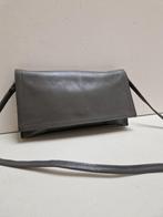 Grijze leren vintage schoudertas/clutch, Ophalen of Verzenden, Gebruikt, Grijs, Schoudertasje