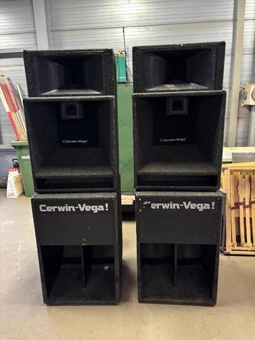 Cerwin Vega passieve speakerset beschikbaar voor biedingen