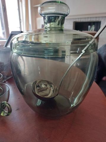 Groene Glazen Punchbowl Set met 4 Glazen beschikbaar voor biedingen