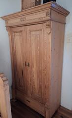 Antieke houten kledingkast., Ophalen