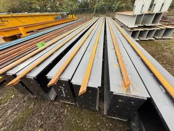 72,5 m HEB 550 kraanbaan met strip 50x30 mm. Izgst beschikbaar voor biedingen