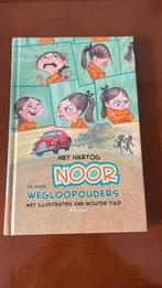 Noor en haar wegloopouders - Aby Hartog (gesigneerd), Ophalen, Fictie algemeen, Aby Hartog, Zo goed als nieuw