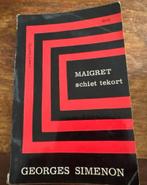 Maigret schiet tekort - Georges Simenon, Boeken, Detectives, Ophalen of Verzenden, Gelezen