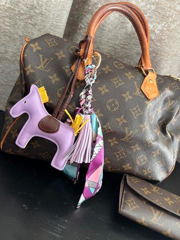 Luxe Paarden Sleutelhanger met Sjaaltje & Kwastje Bag Charm beschikbaar voor biedingen