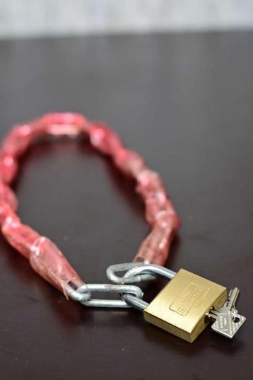 Fijne fietsketting met topklasse dubbel vergrendeld slot! beschikbaar voor biedingen