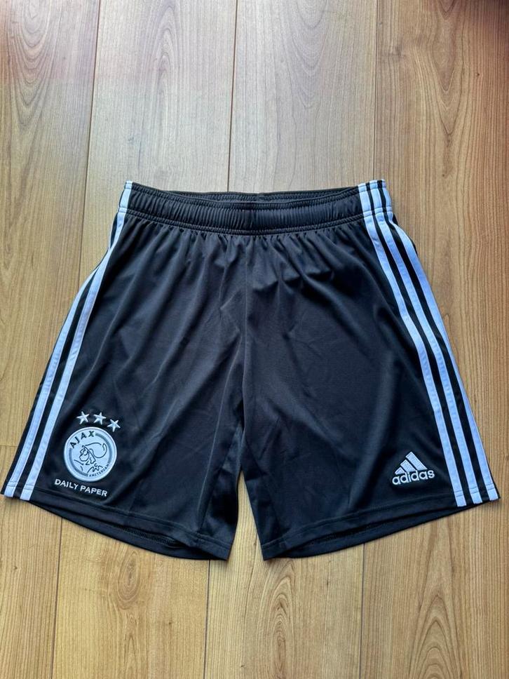 Voetbalshorts Ajax x Daily Paper, Kleding | Heren, Sportkleding, Zo goed als nieuw, Voetbal, Blauw, Ophalen of Verzenden