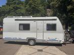 Caravan Dethleffs New Line 490 TK - zes pers - stapelbed v 3, Caravans en Kamperen, Caravans, Stapelbed, Douche, Treinzit, Particulier