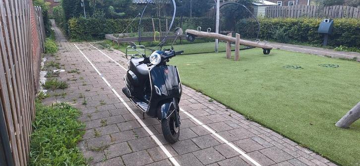 Rso sense 2021, Fietsen en Brommers, Snorfietsen en Snorscooters, Gebruikt, Overige merken, Benzine, Ophalen