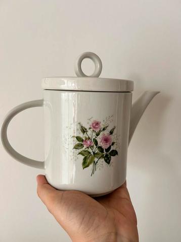 Villeroy & Boch theepot roze rozen beschikbaar voor biedingen