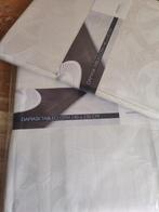 Wedgwood tafelkleed nieuw 230/140, Huis en Inrichting, Keuken | Textiel, Verzenden, Nieuw, Wit, Tafelkleed of Tafelzeil