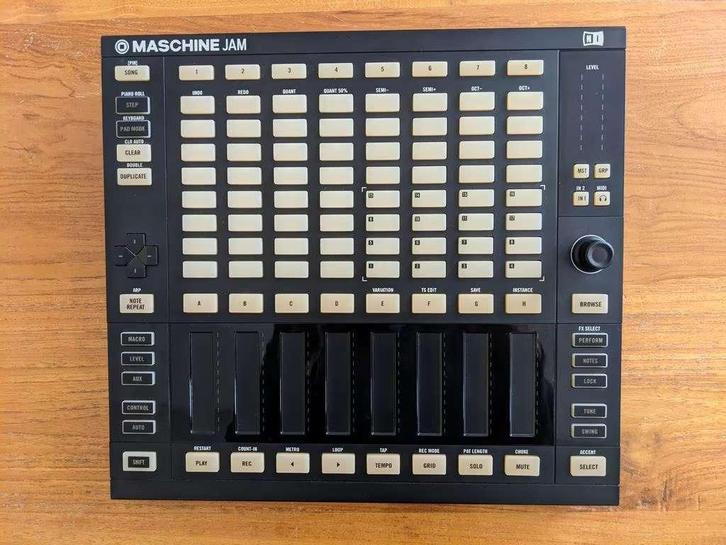 Maschine Jam usb MIDI controller, Muziek en Instrumenten, Midi-apparatuur, Zo goed als nieuw, Ophalen of Verzenden