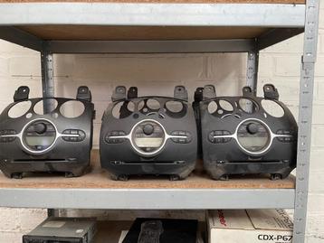 Auto radio voor Mazda -  Hyunda. beschikbaar voor biedingen