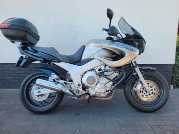 YAMAHA TDM 850 (bj 2002)leuke motor-scherpe prijs. beschikbaar voor biedingen