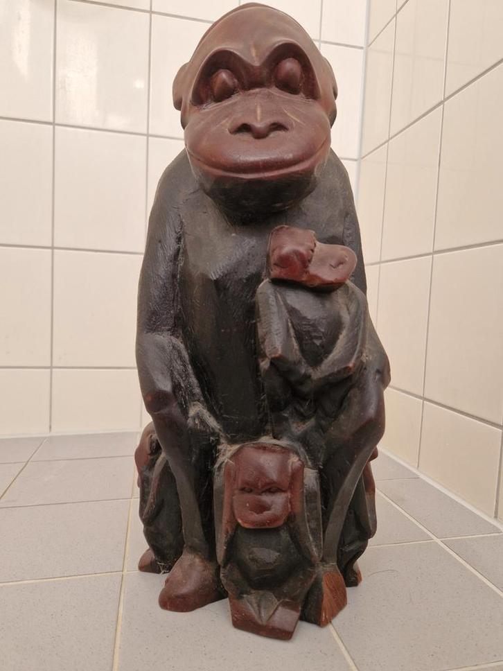 Houten Beeld - Uitgesneden Aap met Jongen, Antiek en Kunst, Kunst | Beelden en Houtsnijwerken, Ophalen of Verzenden