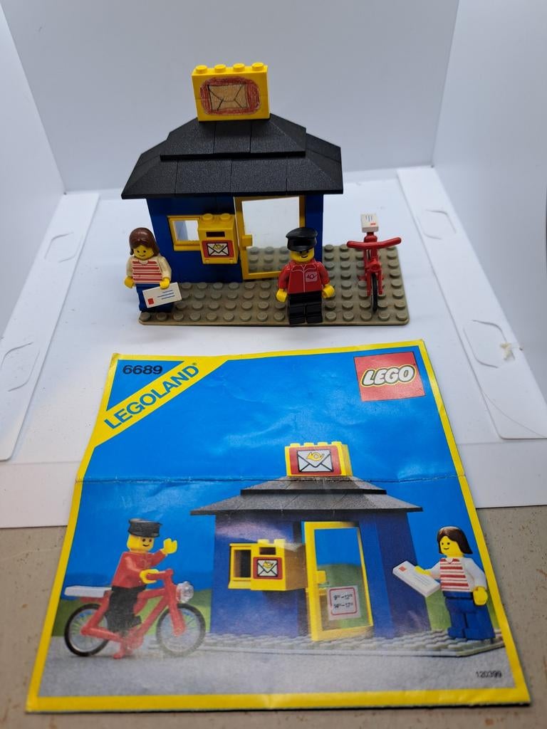 Postkantoor met bezorg auto lego 6689 en 6624, Kinderen en Baby's, Speelgoed | Duplo en Lego, Ophalen of Verzenden, Gebruikt, Complete set