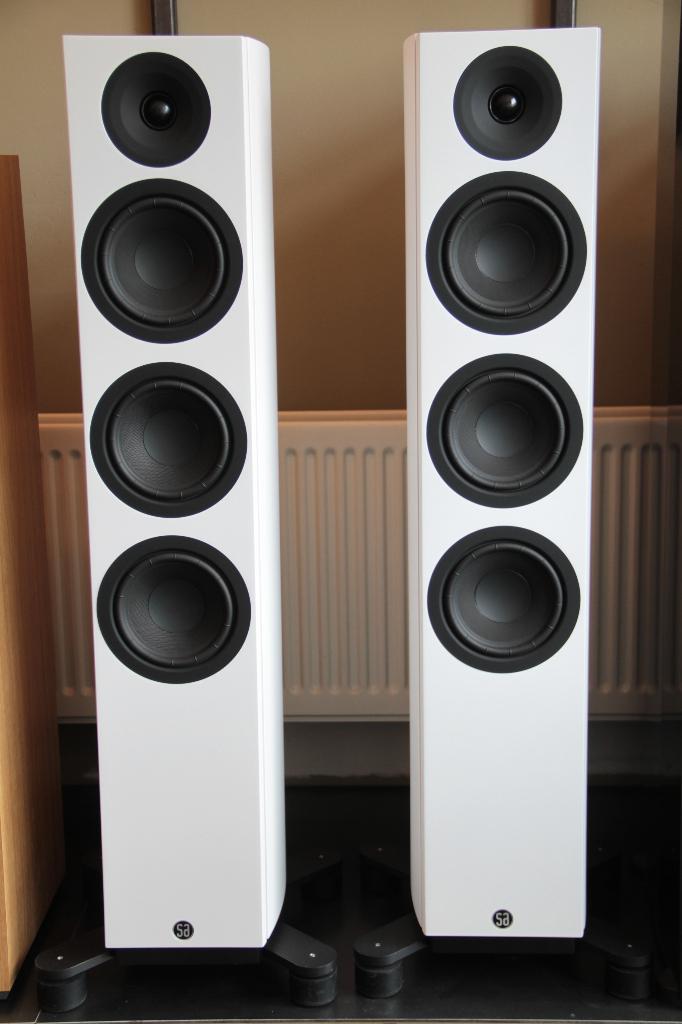 System Audio SA 40.2 Actieve WISA Luidsprekers, Audio, Tv en Foto, Luidsprekers, Zo goed als nieuw, Front, Rear of Stereo speakers