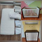 Babykamer: ledikant incl matras enz, commode, wandplank, Kinderen en Baby's, Kinderkamer | Complete kinderkamers, Gebruikt, Jongetje of Meisje