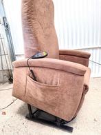 Vrijwel ongebruikte luxe elektrische sta op stoel Fitform, Huis en Inrichting, Fauteuils, Stof, 75 tot 100 cm, Ophalen of Verzenden