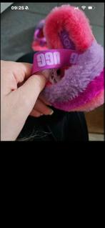 Ugg Pantoffels - Zo goed als nieuw!, Ophalen of Verzenden, Zo goed als nieuw, Roze, Pantoffels of Sloffen