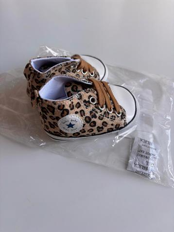 Leuke baby schoentjes maat 11 beschikbaar voor biedingen