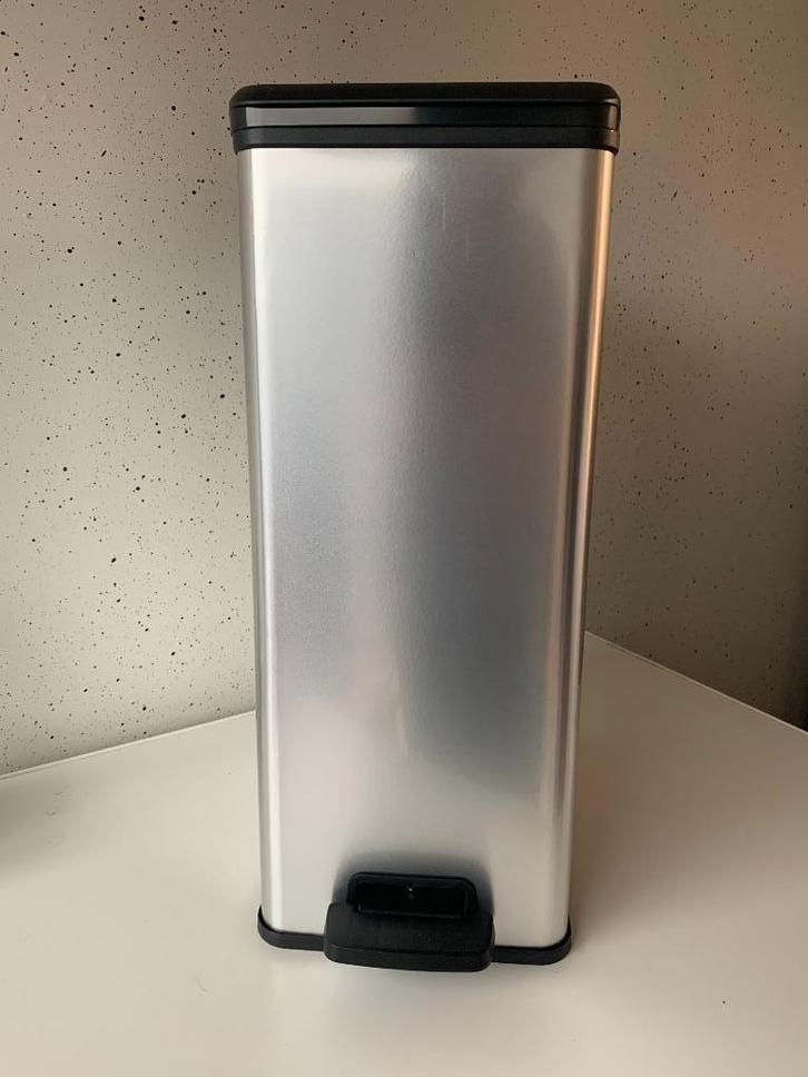 Curver Decobin Slim Prullenbak- 40L - Metallic, Huis en Inrichting, Woonaccessoires | Prullenbakken, Nieuw, Kunststof, 50 tot 75 cm