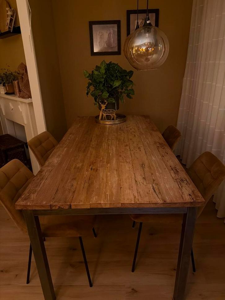 Houten tafel, Huis en Inrichting, Tafels | Eettafels, Zo goed als nieuw, 100 tot 150 cm, 150 tot 200 cm, Vijf personen of meer