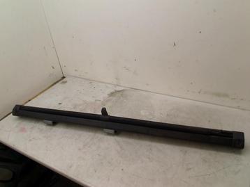 HONDENREK Audi A4 Avant (B8) (01-2007/12-2015) (8K9861691) beschikbaar voor biedingen