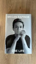 Megan Rapinoe - one life, Ophalen of Verzenden, Zo goed als nieuw