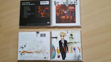 David Bowie 2 cd's (1 koop 13.00)  beschikbaar voor biedingen