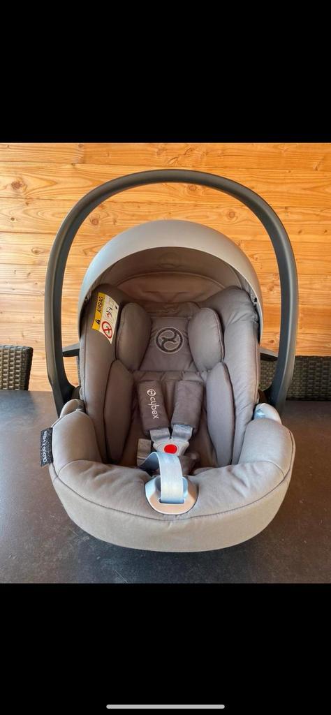 Cybex cloud z inclusief base, Kinderen en Baby's, Autostoeltjes, Gebruikt, Overige merken, 0 t/m 13 kg, Ophalen