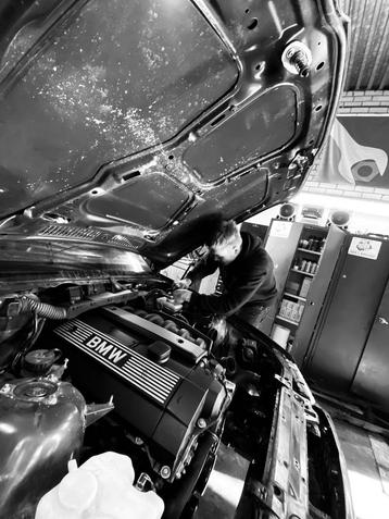 E-reeks BMW Specialist – Passie, Precisie beschikbaar voor biedingen