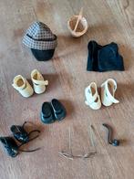 Poppenschoentjes en overige poppen accessoires, Ophalen, Poppenhuis