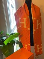 Mooie Warme Hermes Sjaal, Ophalen of Verzenden, Nieuw, Maat 46/48 (XL) of groter, Sjaal
