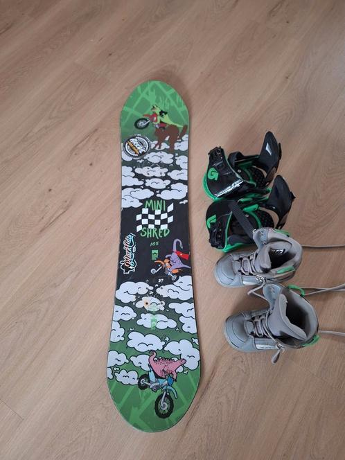 Snowboards inc. schoenen en bindingen. Familie-deal of apart, Sport en Fitness, Snowboarden, Gebruikt, Ophalen of Verzenden