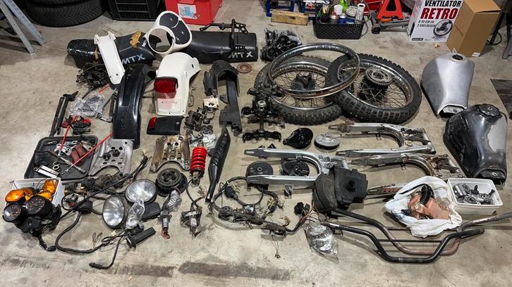 Grote partij Honda MTX ot onderdelen origineel, Fietsen en Brommers, Brommeronderdelen | Oldtimers, Gebruikt, Overige merken, Ophalen