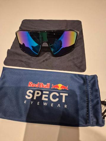 Zgan Red Bull Spect Zonnebril beschikbaar voor biedingen