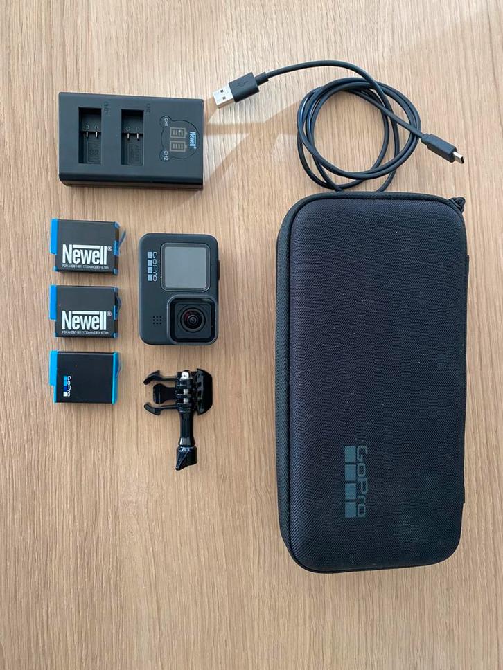 GoPro Hero 9 + 256GB SD-Kaart en drie batterijen, Audio, Tv en Foto, Actiecamera's, Zo goed als nieuw, GoPro, Ophalen of Verzenden