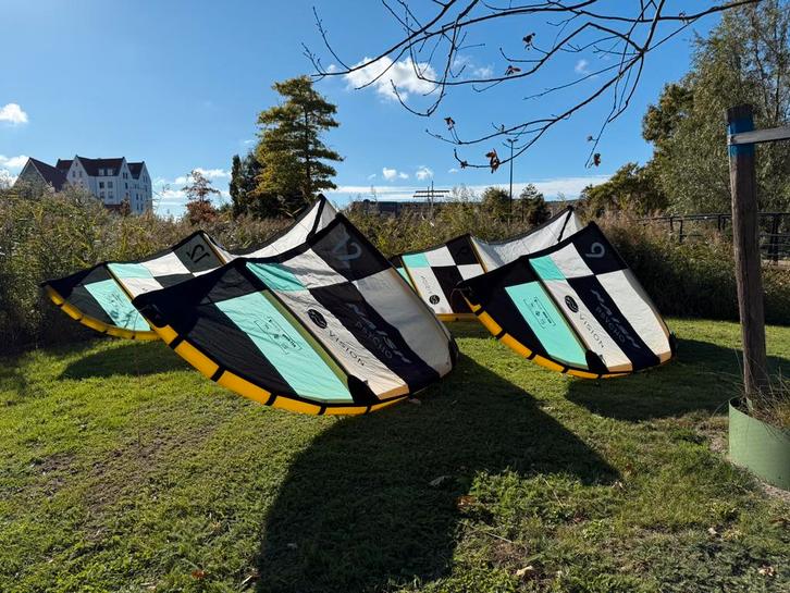 Naish Psycho Nvision 12 en 9 m2, Watersport en Boten, Kitesurfen, Zo goed als nieuw, Kite, 9 m², Geen board, Ophalen of Verzenden