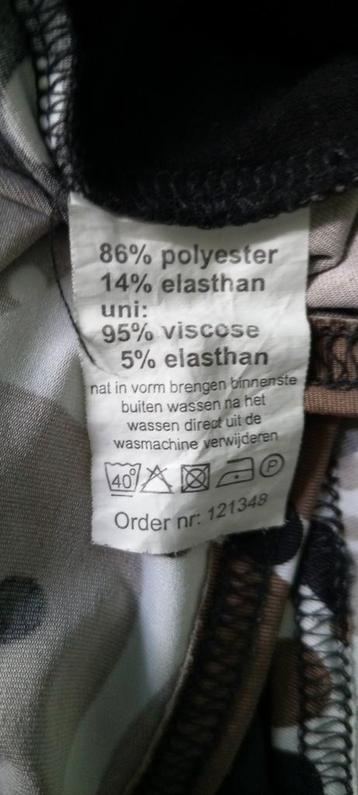Tuniek van het merk Yessica.  Maat 3 XL.  beschikbaar voor biedingen