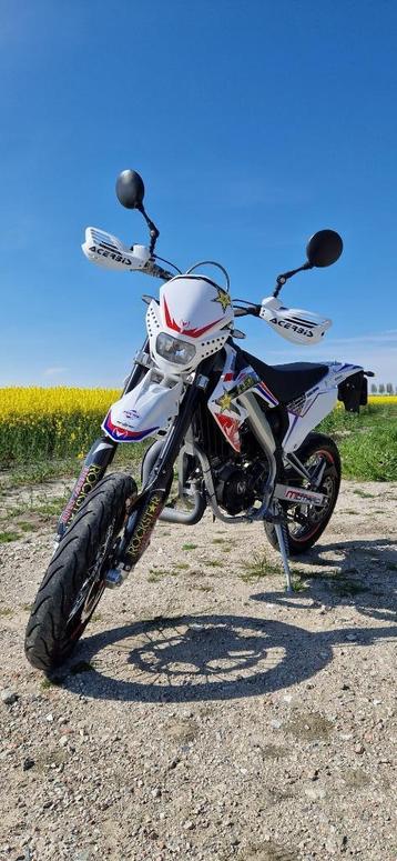 HM VENT 50 ROCKSTAR MET slechts +/-3500 km beschikbaar voor biedingen